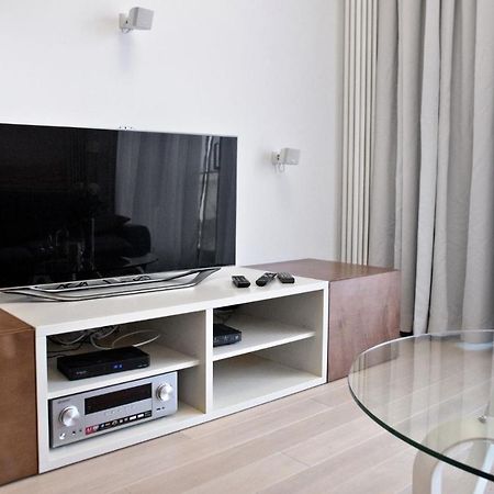 Triton Park Accommodation By P&O Serviced Apartments วอร์ซอ ภายนอก รูปภาพ