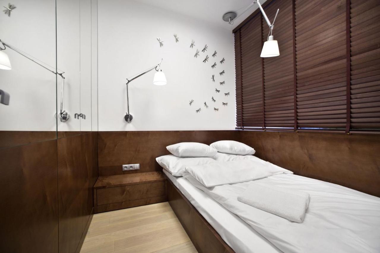 Triton Park Accommodation By P&O Serviced Apartments วอร์ซอ ภายนอก รูปภาพ